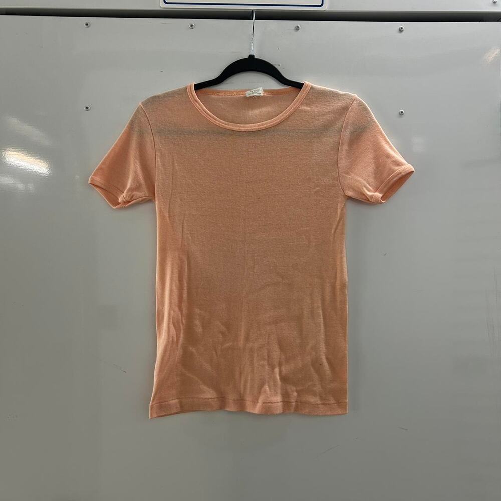Soft peach vintage 70s Lady-T shirt fashion